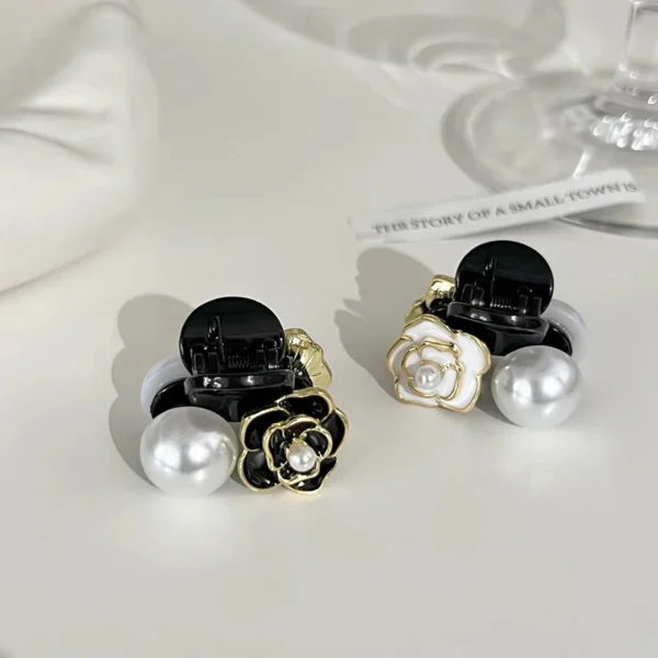 Dowell Vintage Flower Clasp Clip Side Bang Clip Elegant Style Mini Size Hair Claw Girl